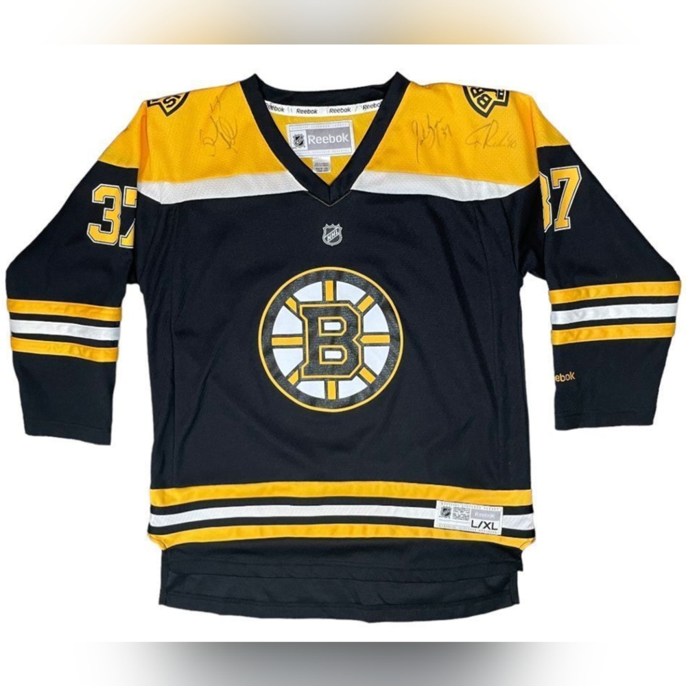 Autographed Kids L/XL Boston Bruins Bergeron Jersey